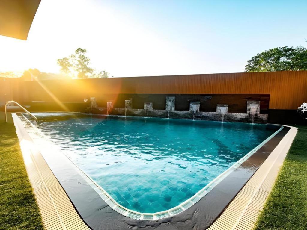 The Y Boutique Hotel Chiang Mai Exterior photo