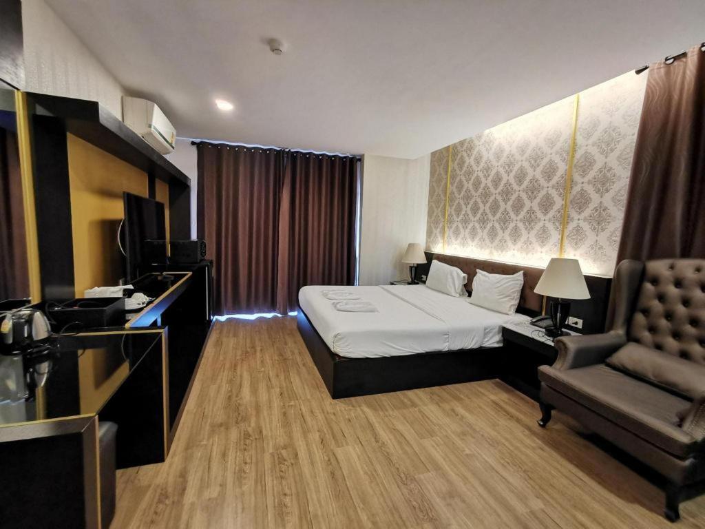The Y Boutique Hotel Chiang Mai Exterior photo