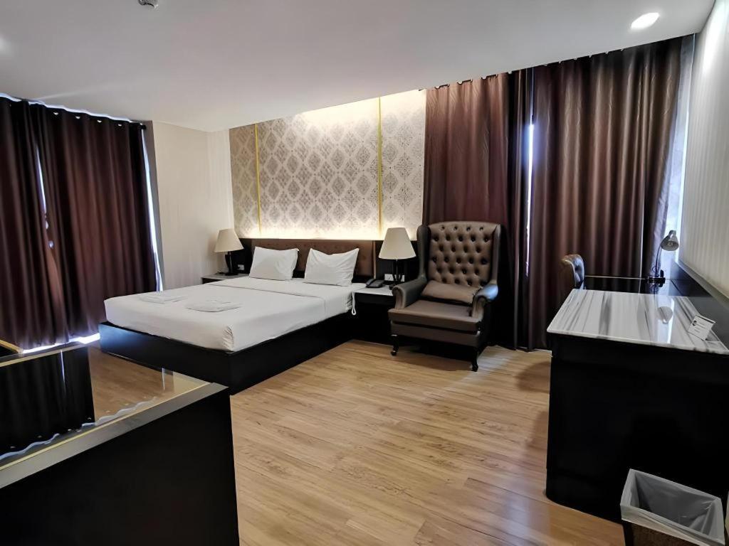 The Y Boutique Hotel Chiang Mai Exterior photo