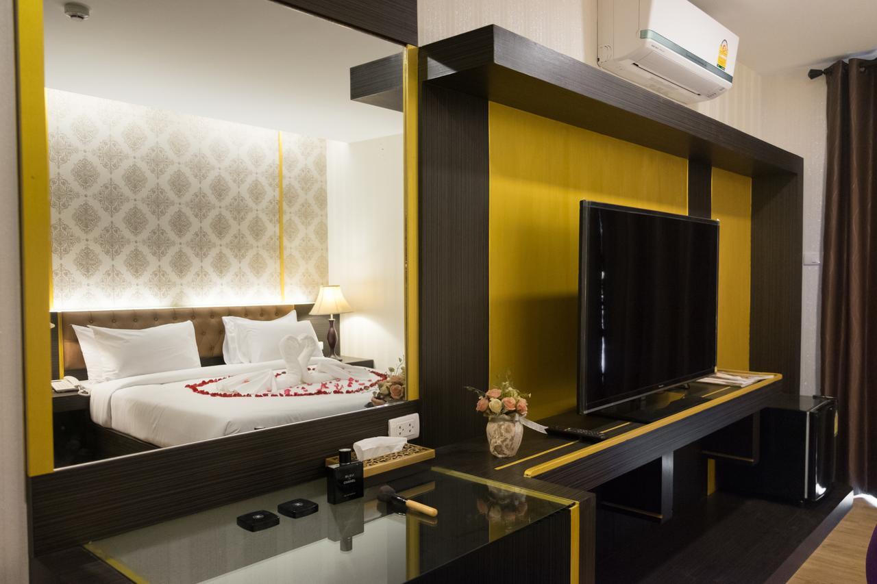 The Y Boutique Hotel Chiang Mai Exterior photo